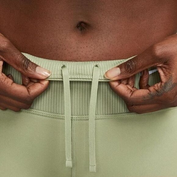 Nike Shorts Bike 7” Running Pocket Ribbed Panel Dri Fit Athletic Pistachio M - Picture 4 of 15